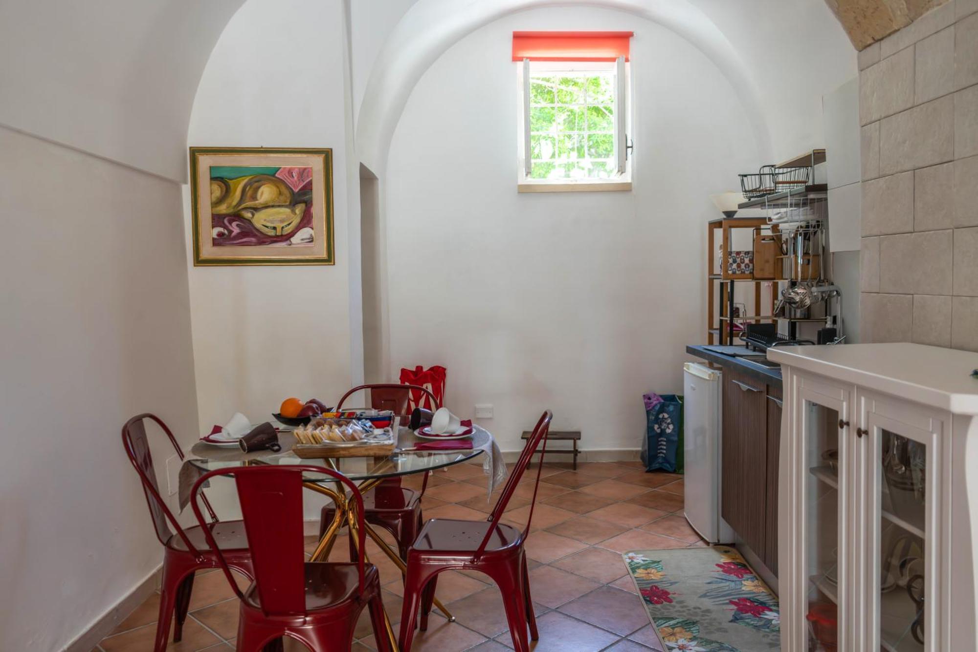 B&B Corte Dei Memoli Di Margiotta Giuseppina Лечче Экстерьер фото